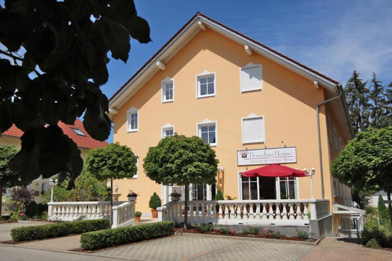 Schwaig bei Nürnberg Boardinghouse Notzing 아파트 호텔 외부 사진